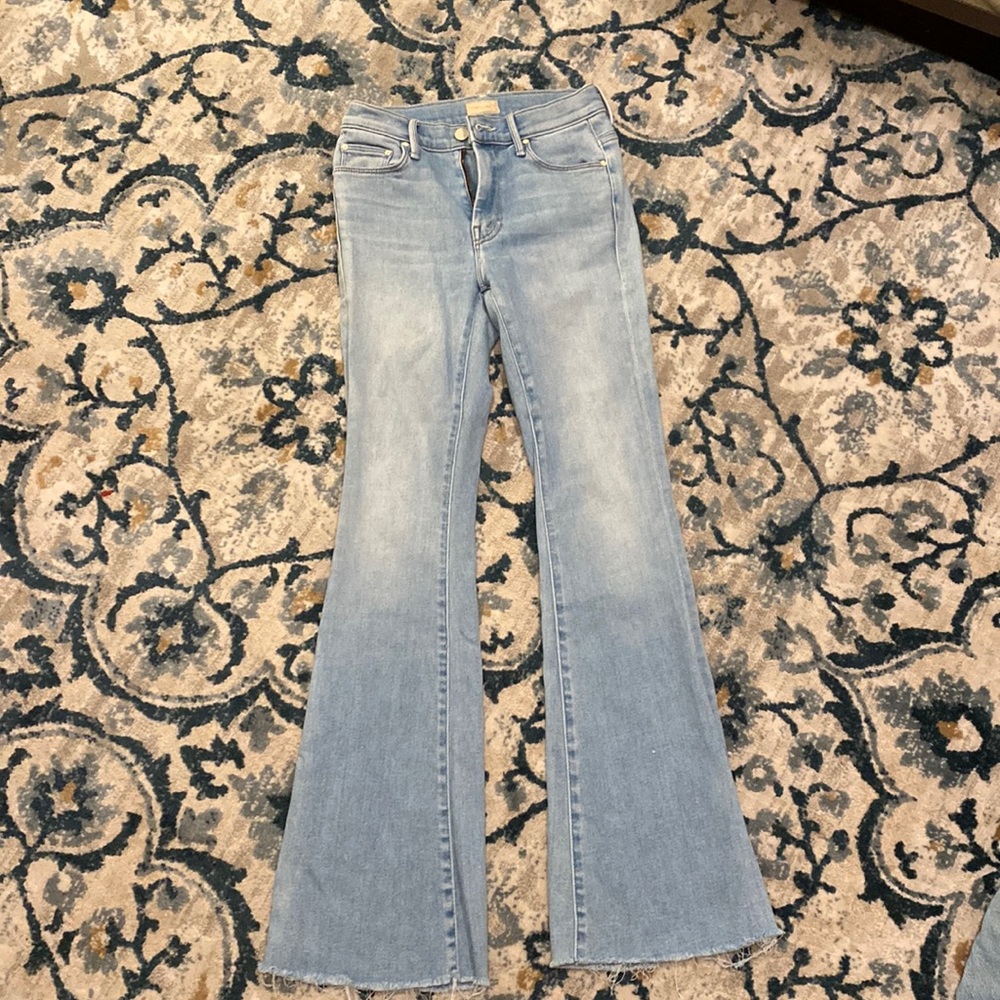 Mother “The Weekender Fray” light wash jeans